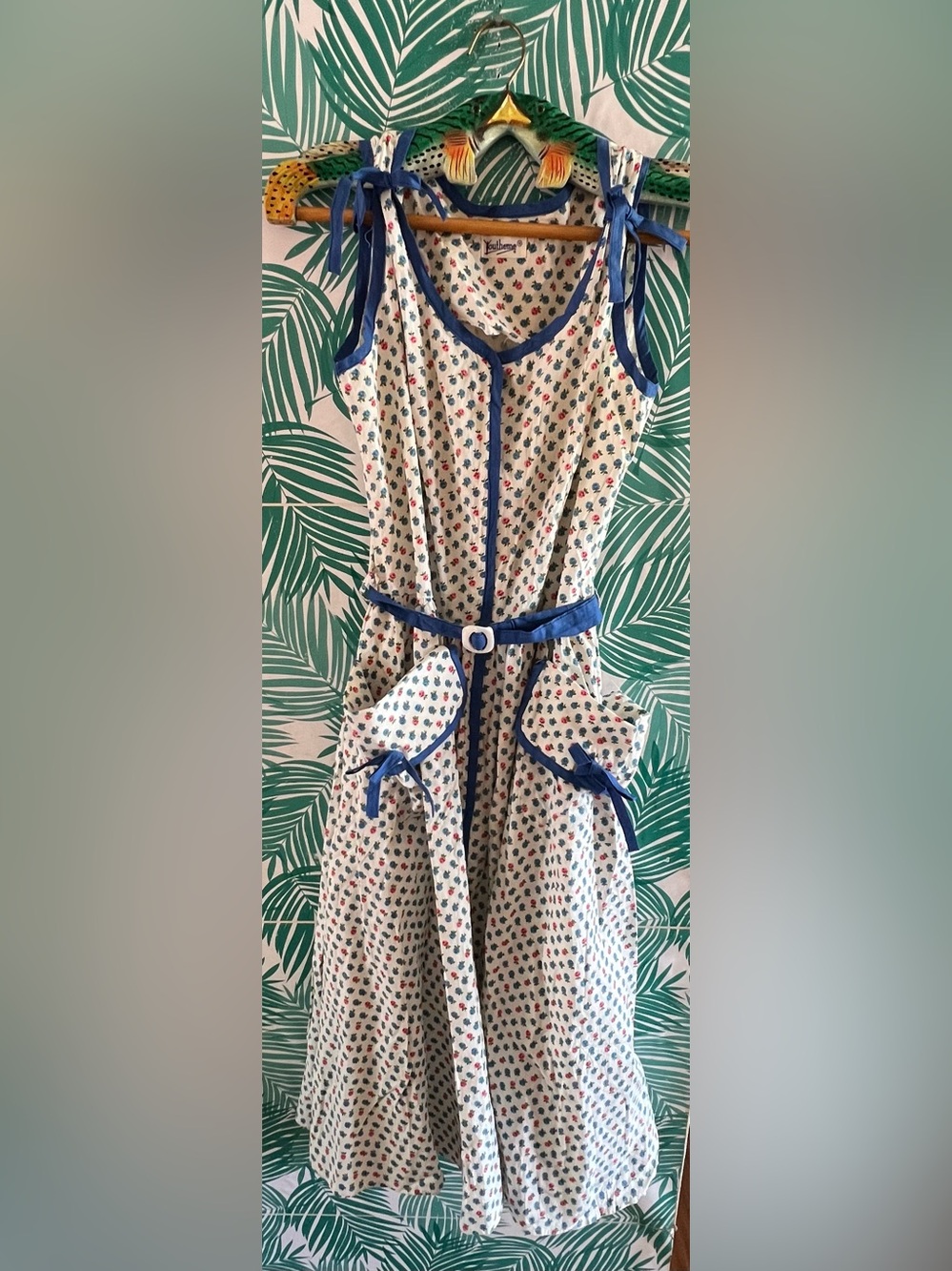 Vintage Youtheme floral print dress blue trim, shoulder ties belt w/pearl buckle